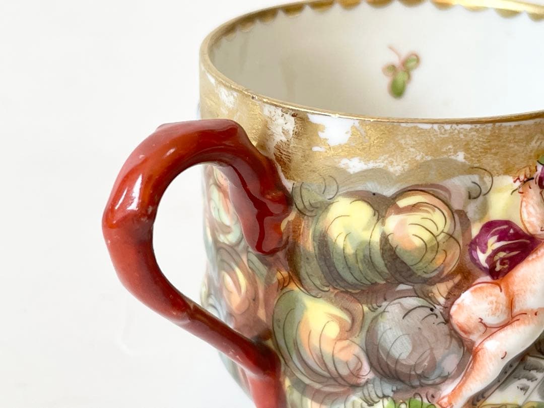 骨董　アンティーク　イタリア　カポディモンテ　カップアンドソーサー　金彩　ジノリ