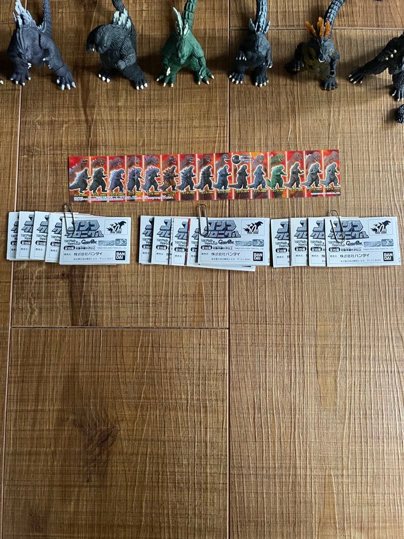 HGシリーズ　ゴジラクロニクル　バンダイ　ガシャポン