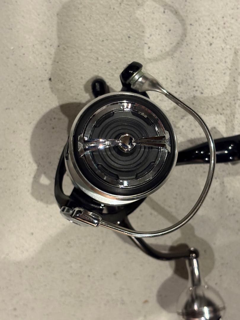 ダイワ　レグザ4000D-CXH スピニングリール