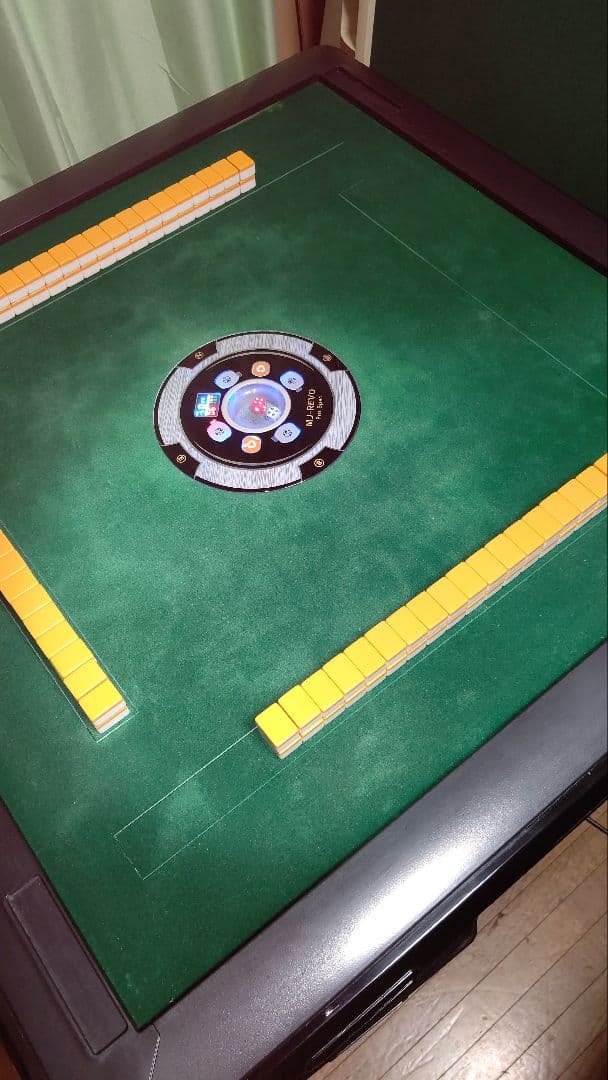 【メルカリ】全自動麻雀卓 MJ-REVO Pro Classic