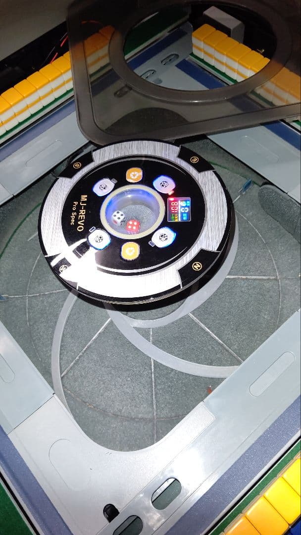 【メルカリ】全自動麻雀卓 MJ-REVO Pro Classic