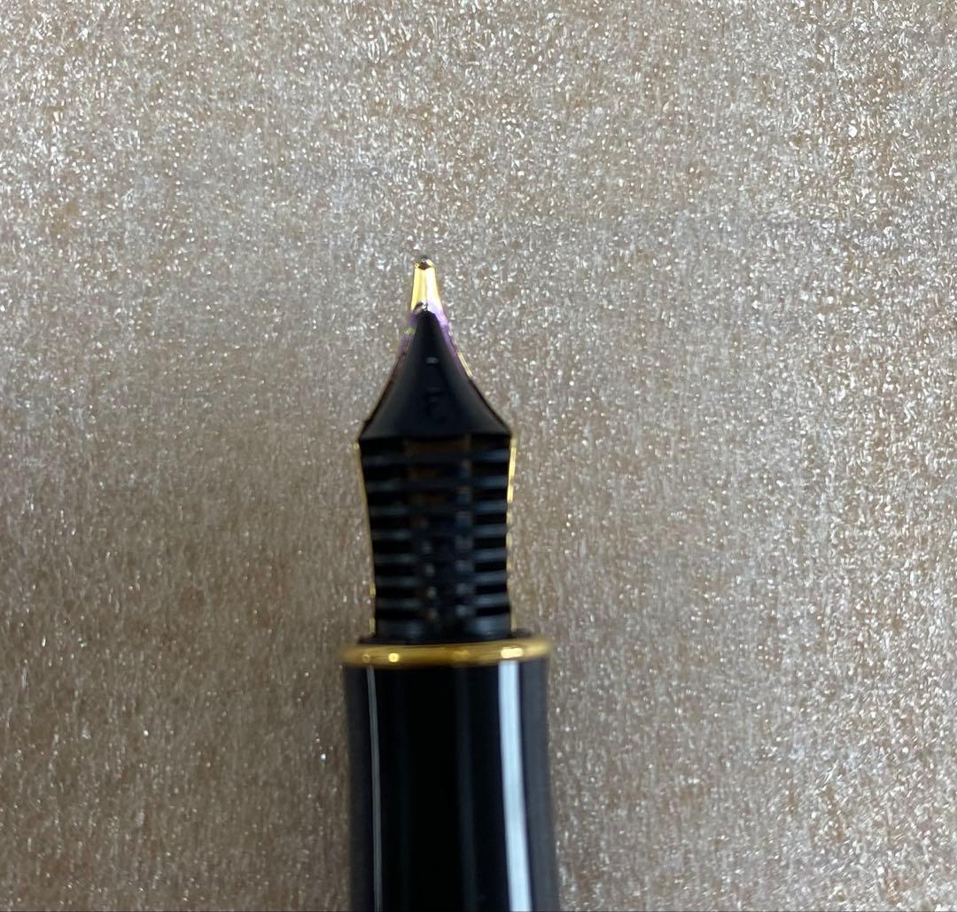 シルバーゴールド 万年筆 18金ペン先