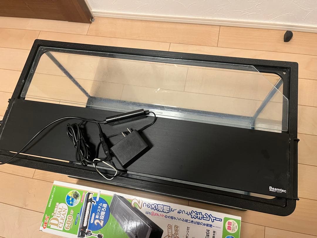 新品同様　60cm 水槽セット　変色ライト