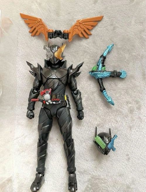 フィギュアーツ　ビルド　ハザードフォーム　ラビットタンク　ホークガトリング