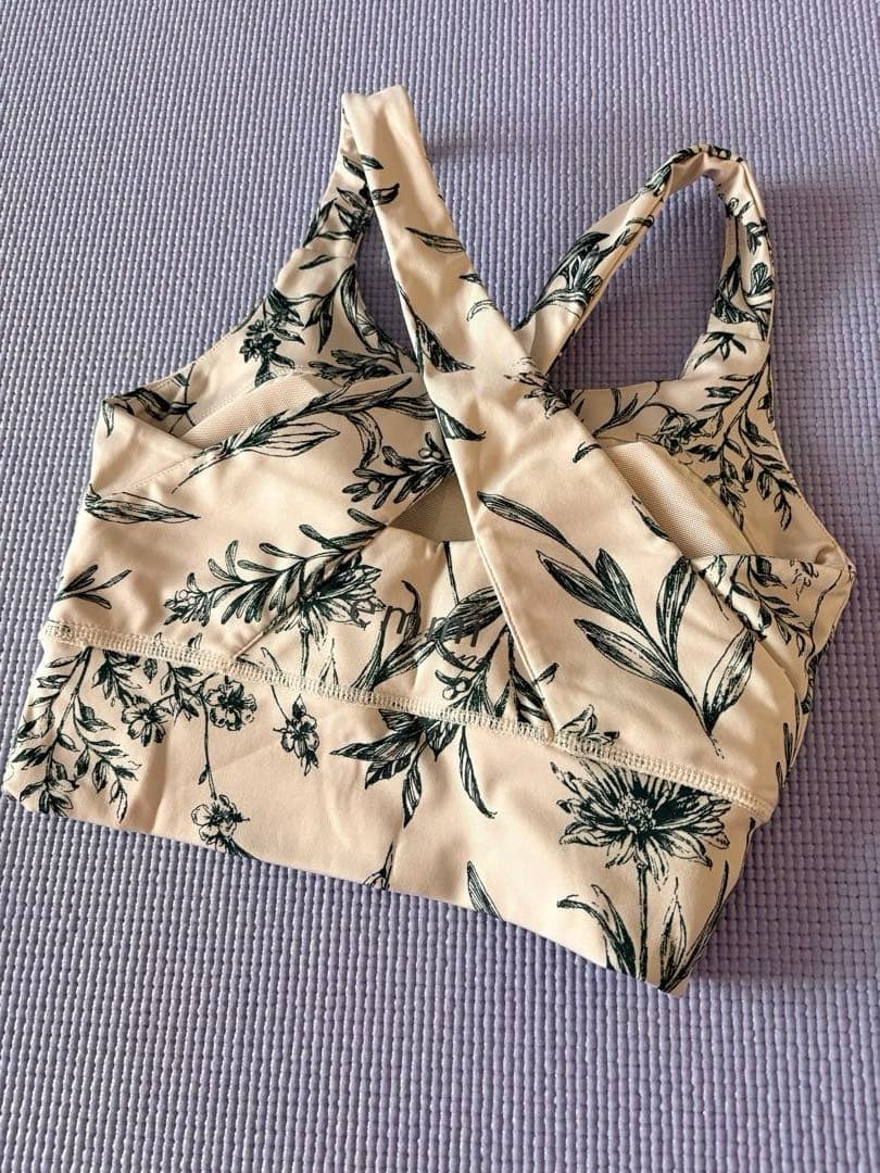 【美品】エミヨガ　上下セット　0サイズ　ホワイト