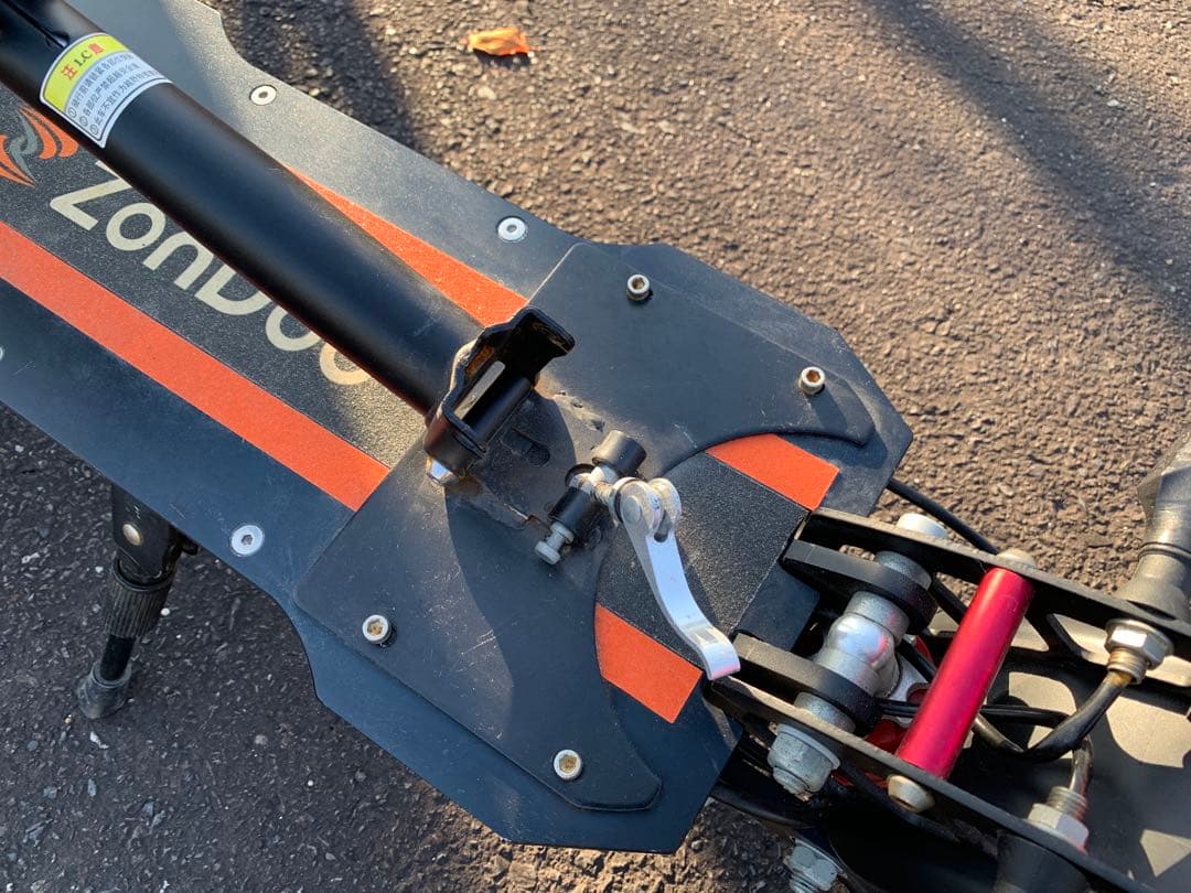 電動スクーター折りたたみ型　ジャンク品　引き取りのみ