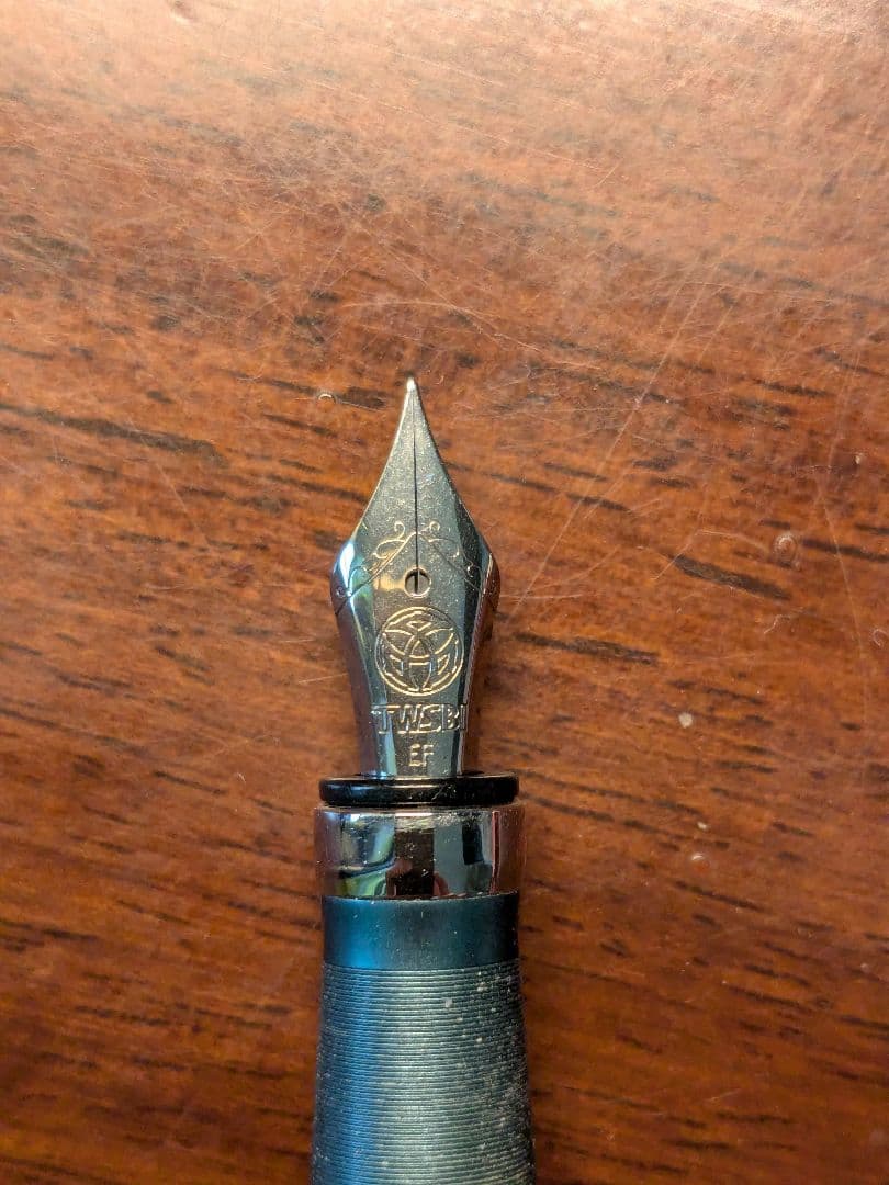 ツイスビー万年筆　ダイヤモンドALRプルシアンブルー 字幅EF