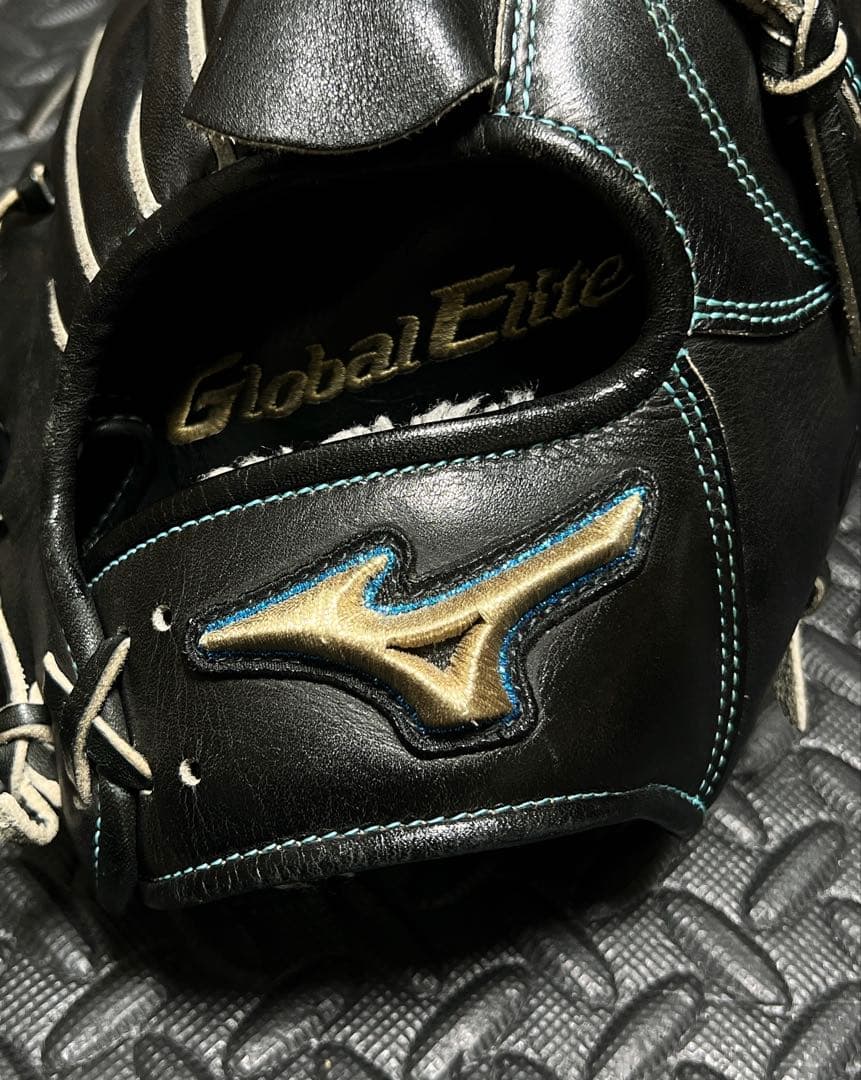 ミズノ グローバルエリート 10周年記念モデル 軟式 投手用 グローブ