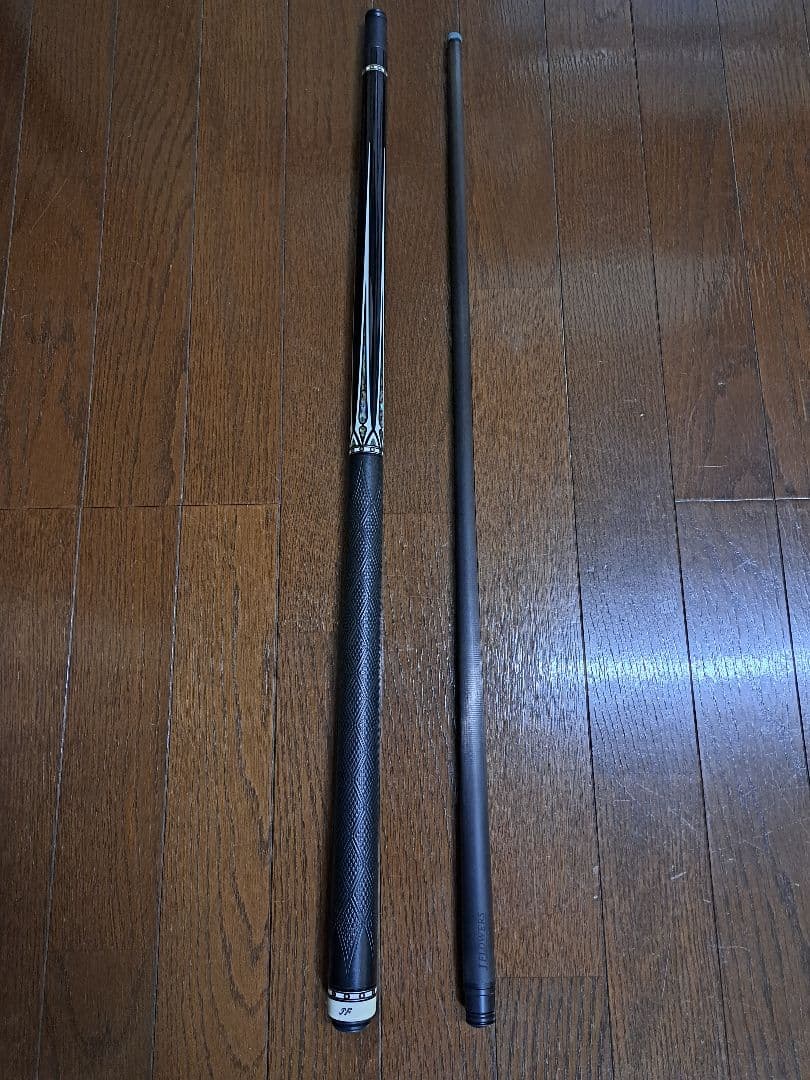 11/8まで出品　JFlowers キュー　11山　カーボンシャフト