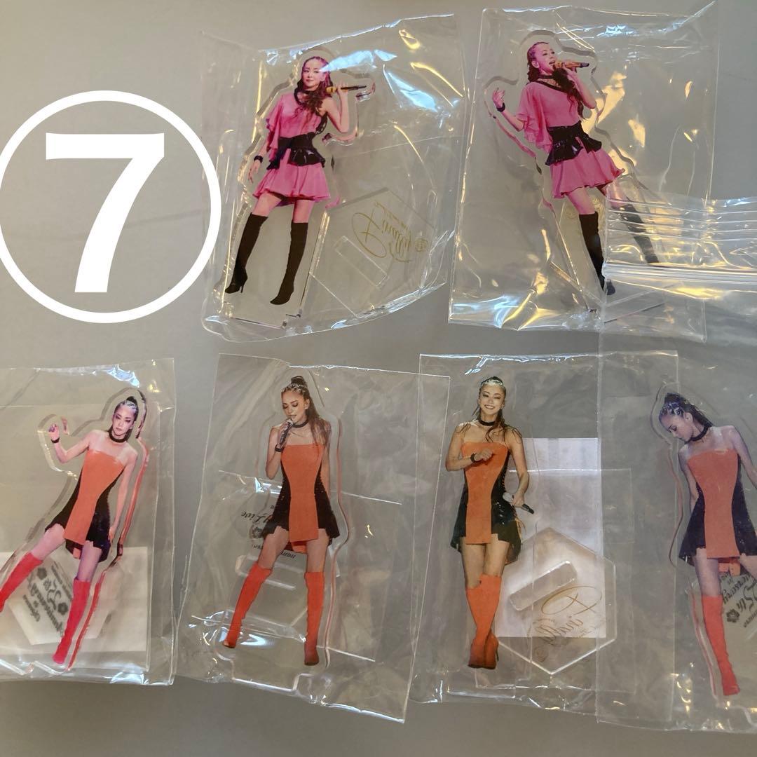 アクリルスタンド マグネット　安室奈美恵　ガチャ　ファイナルスペース