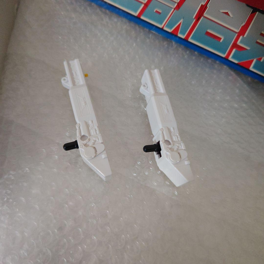 超獣戦隊ライブマン　超獣合神　DX ライブボクサー　シール未使用　現状品