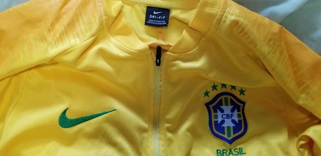 NIKE　ナイキ　ブラジル代表　2018 アンセムジャケット　オーセンテック