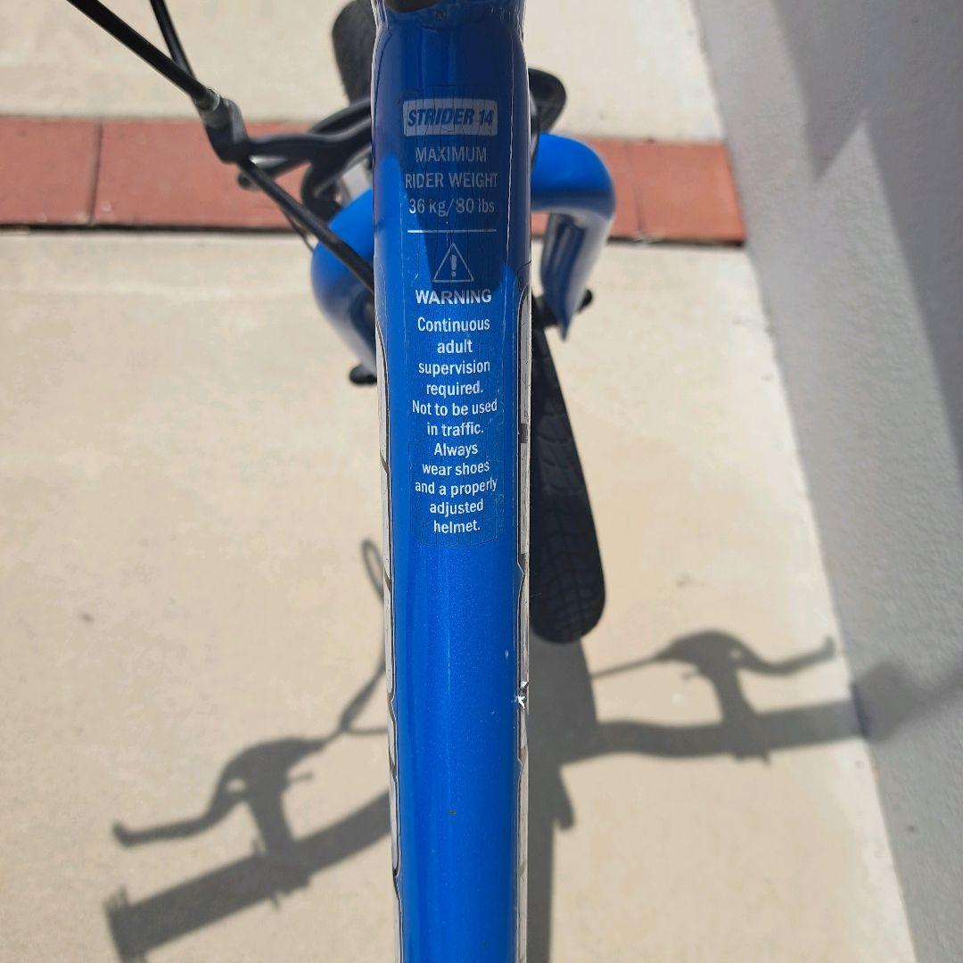 【良品】STRIDER ストライダー 14x ブルー スタンド付