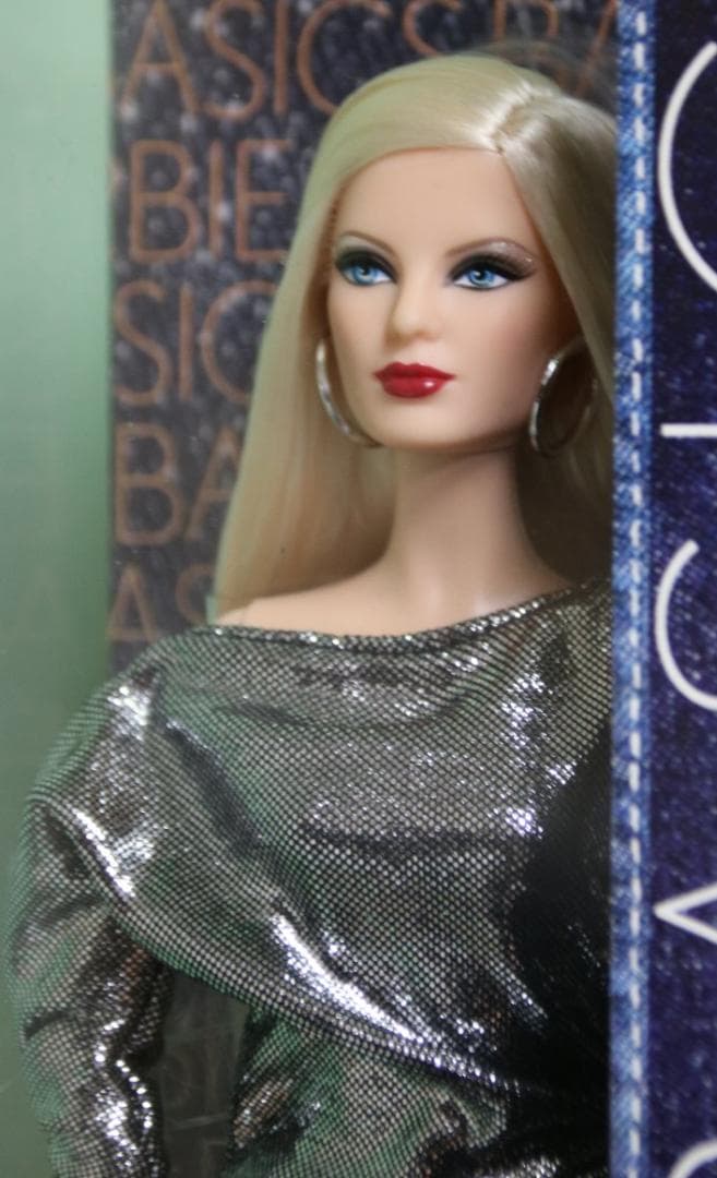 バービー人形 BARBIE BASICS 2.5 NO 14 T7916