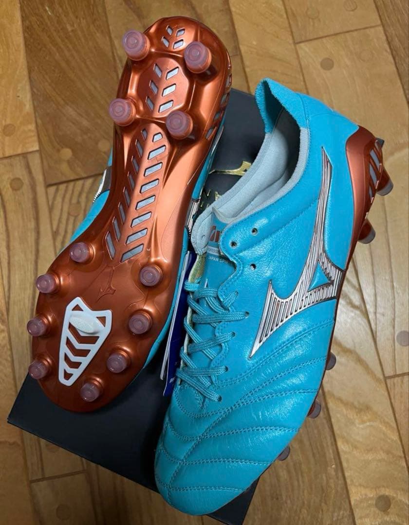Mizuno モレリアNeo III ライトブルー スパイク