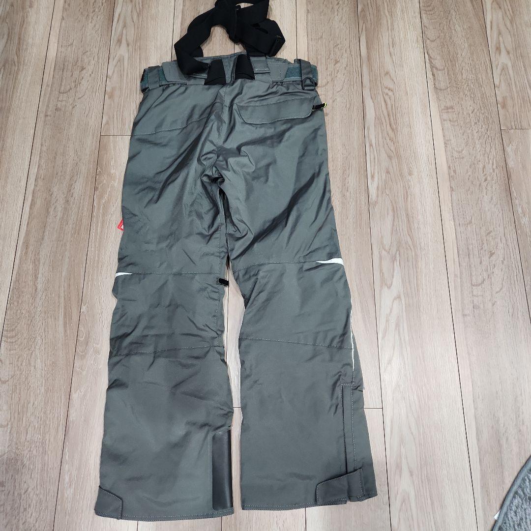 新品未使用 ファブリス スキーパンツ Sサイズ
