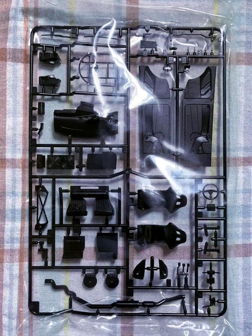 絶版 タミヤ 1/24 フォード・フォーカス RS WRC 01 w/フィギュア