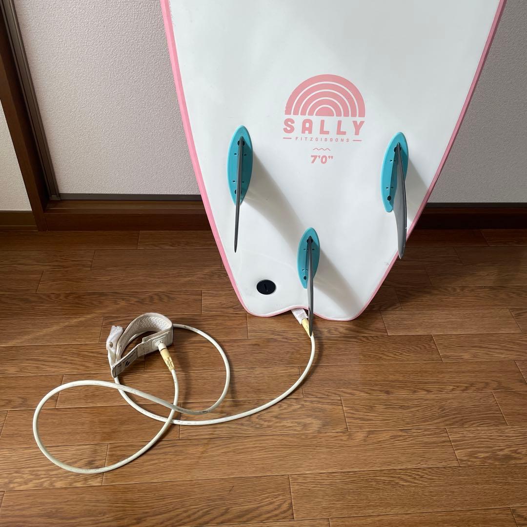 SURFBOARDS ソフテック サーフボード 7’0” サリー
