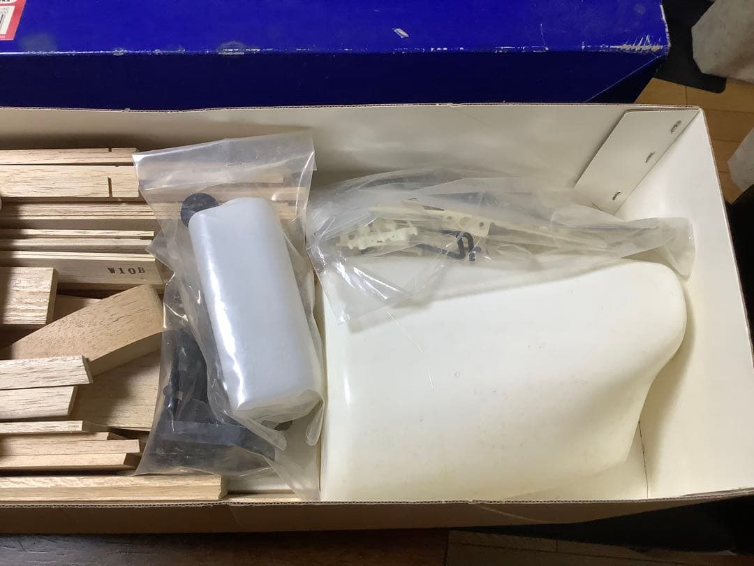 古いラジコン飛行機キットお値下げ