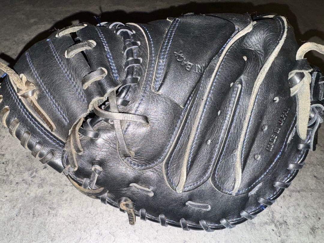 ZETT製 / レザー/キャッチャーミット&グローブセット