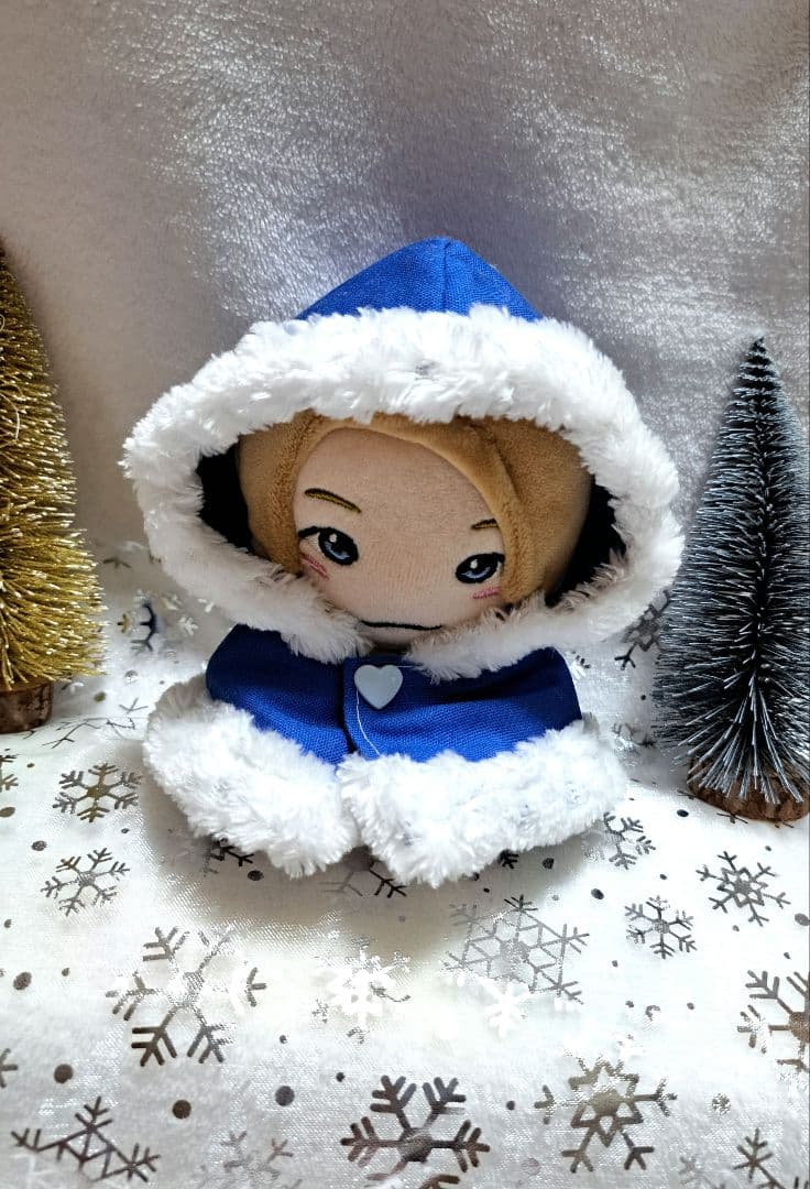 ちびぬい　ハピぬい　ちびスト　なにわ男子　クリスマス　ポンチョ　衣装　服