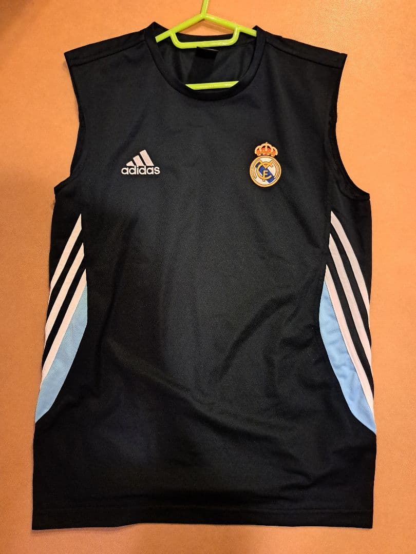 adidas レアル・マドリード ノースリーブ練習着 サイズO