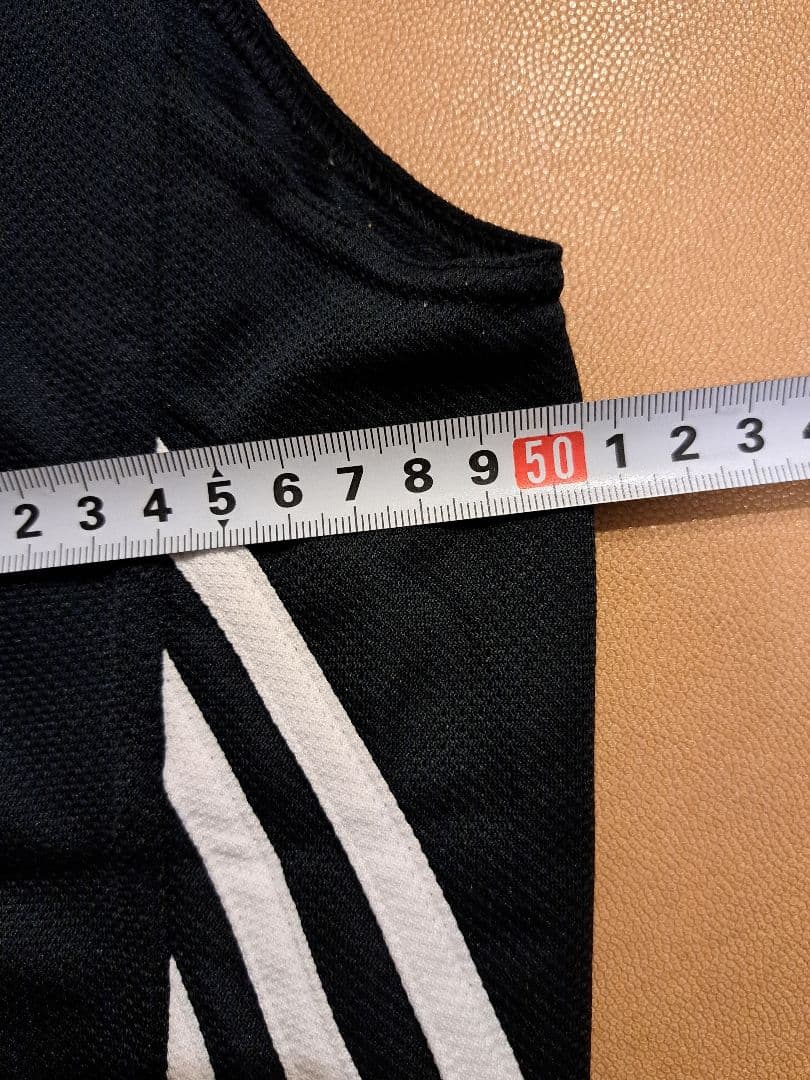 adidas レアル・マドリード ノースリーブ練習着 サイズO