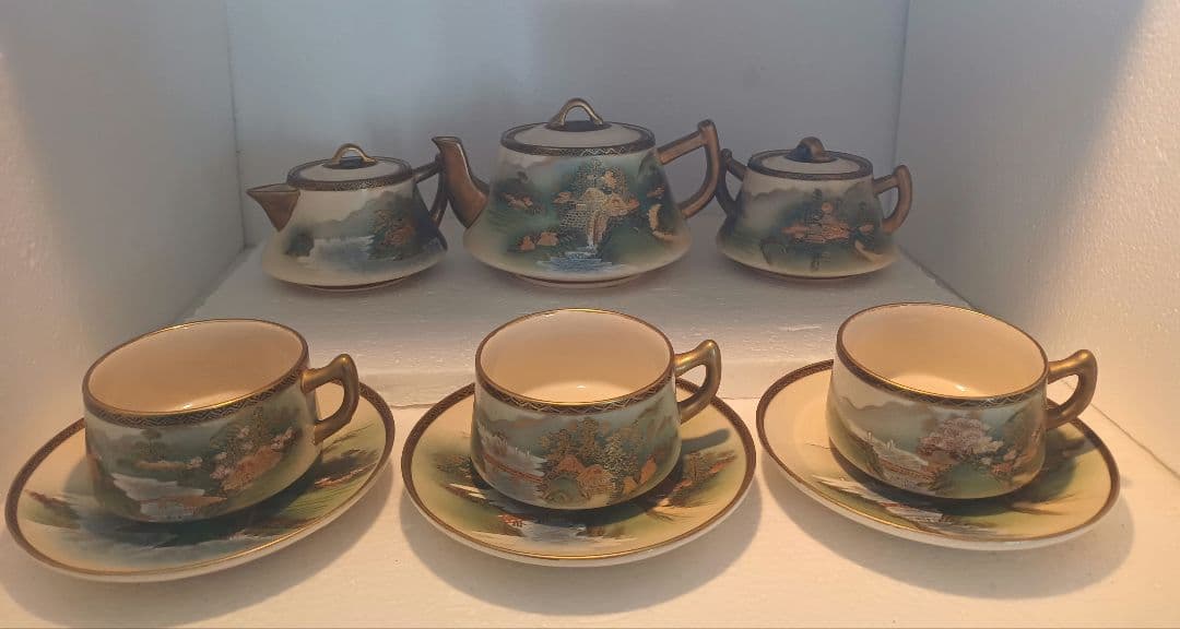 薩摩焼　神山　9点セット　カップ　ソーサー　ポット　クリーマー　シュガー