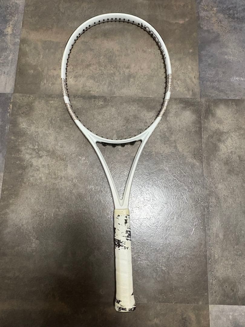 Babolat ピュアストライク チーム ウィンブルドン限定モデル