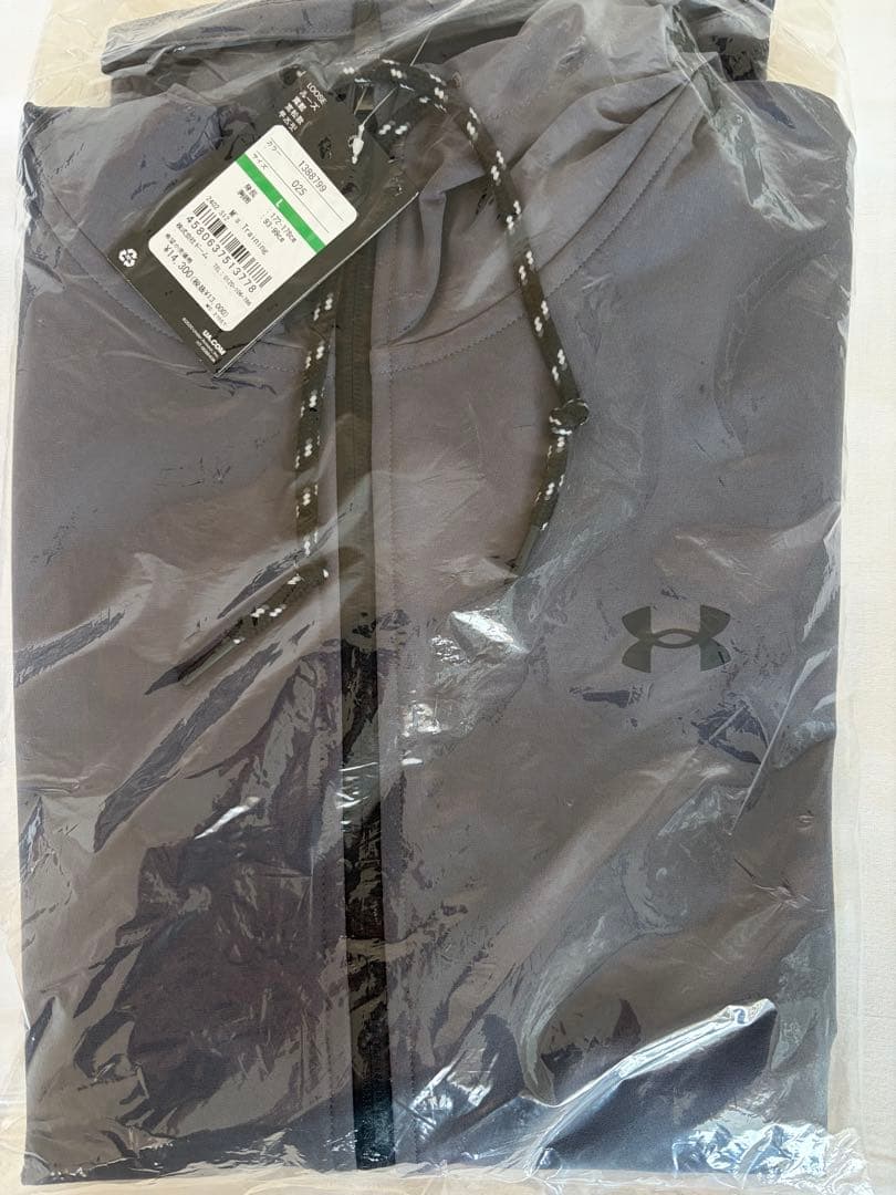 ま*必様 UNDER ARMOUR 2026年福袋 6点セット Lサイズ アンダ