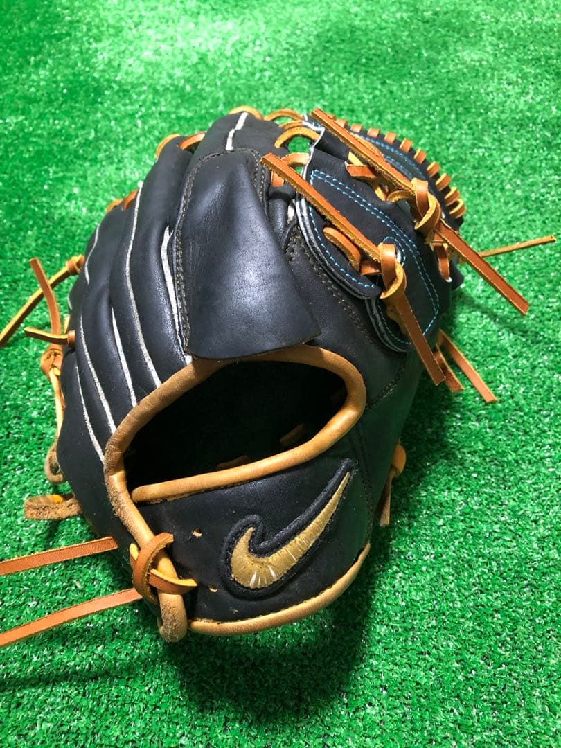 NIKEシグニチャー軟式M18ピッチャー用