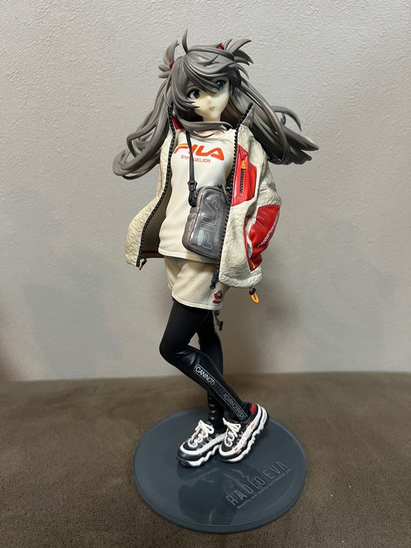 RADIO-EVA ストリートファッション フィギュア 4体セット