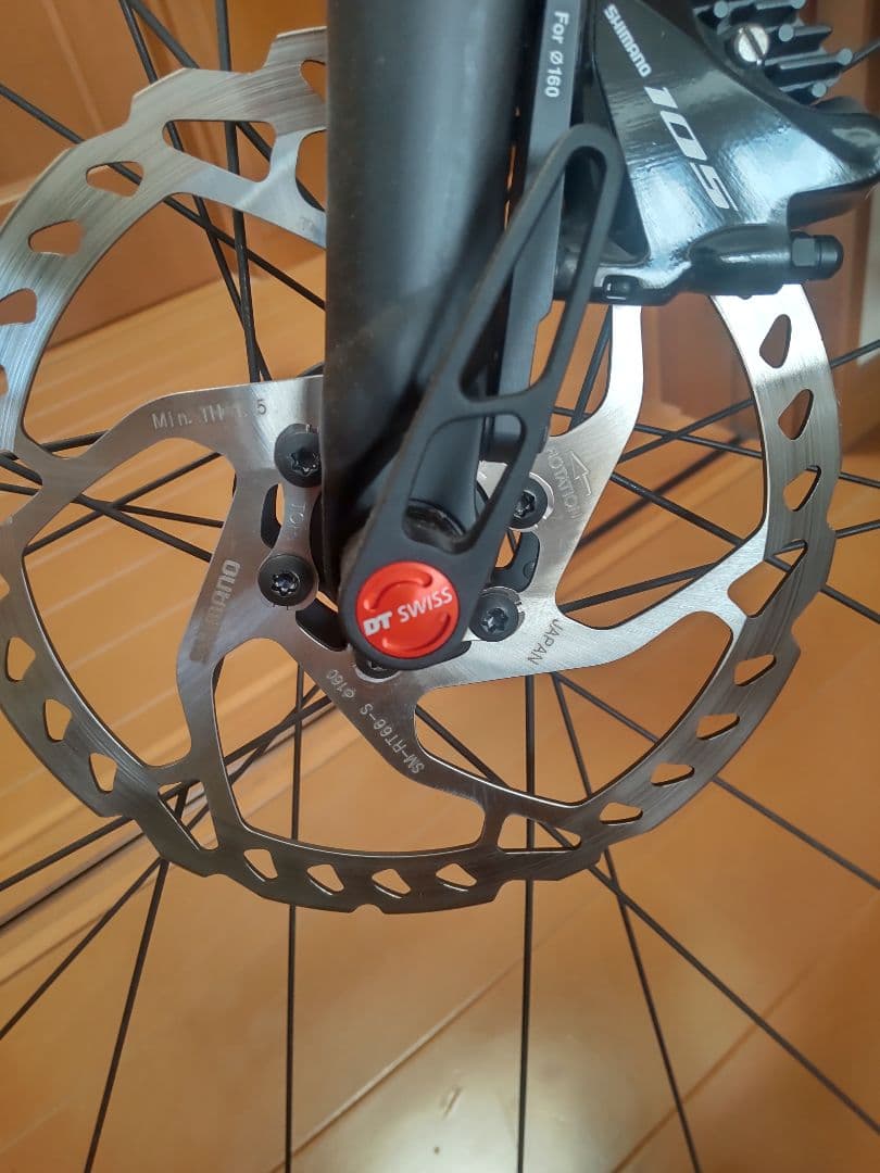 BESV JR1 2019年XSサイズ　高級パーツ多数付　浜松市浜名区手渡しのみ