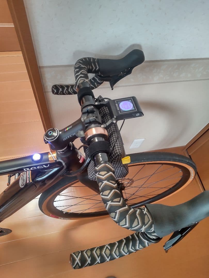 BESV JR1 2019年XSサイズ　高級パーツ多数付　浜松市浜名区手渡しのみ