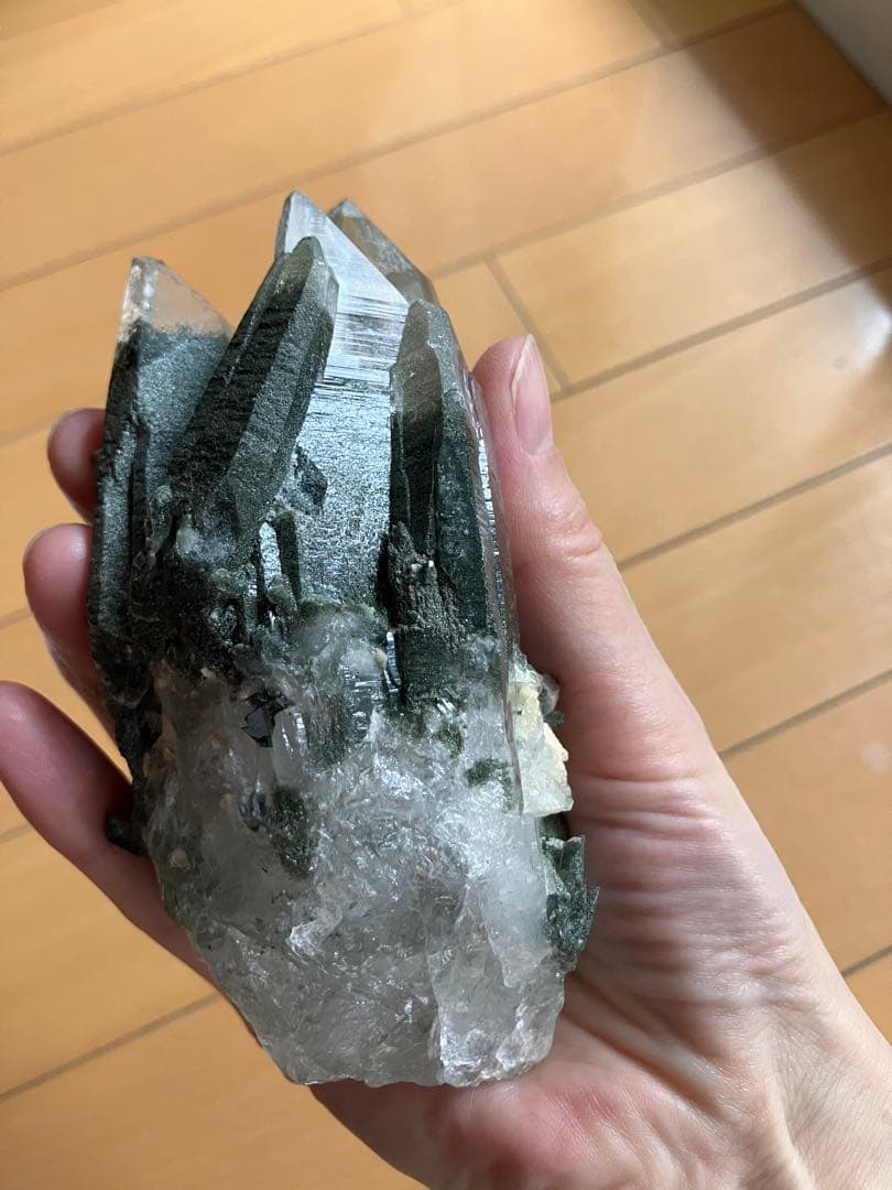 ガネーシュヒマール　原石