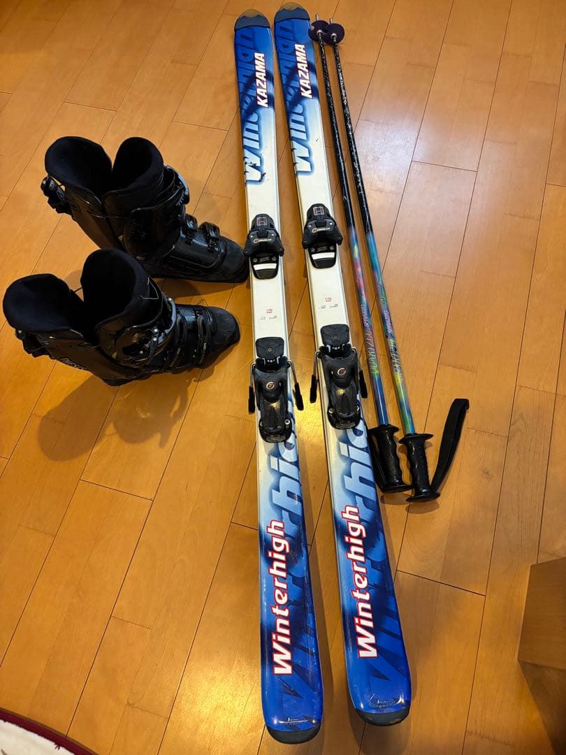 KAZAMA Winterhighのスキー板、ブーツ、ストックの3点セット