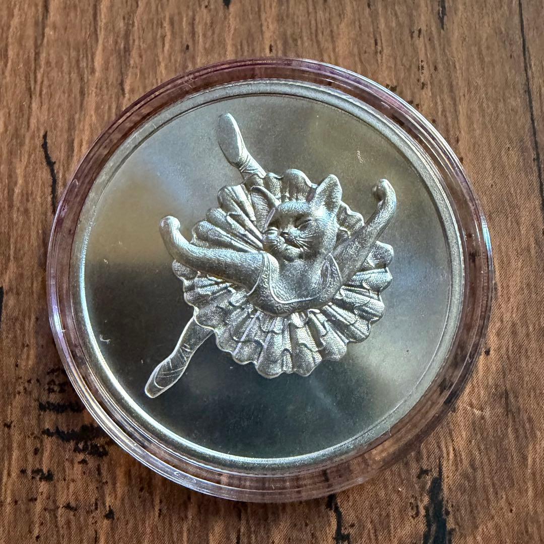 レア☆Intaglio mint 純銀 キャット 銀貨 猫 バレリーナ