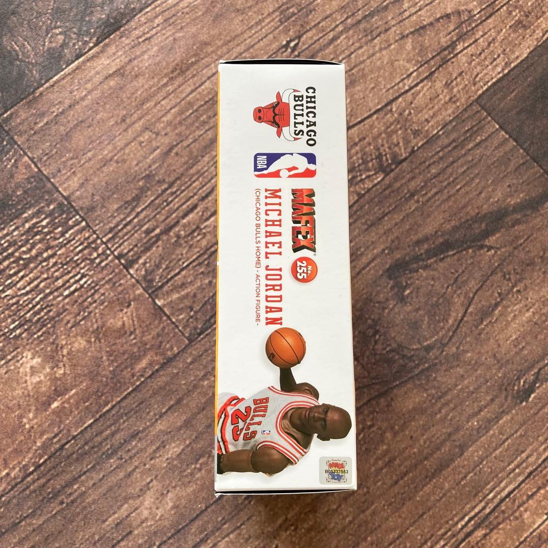 【新品未開封】MAFEX No.255 Michael Jordan ジョーダン