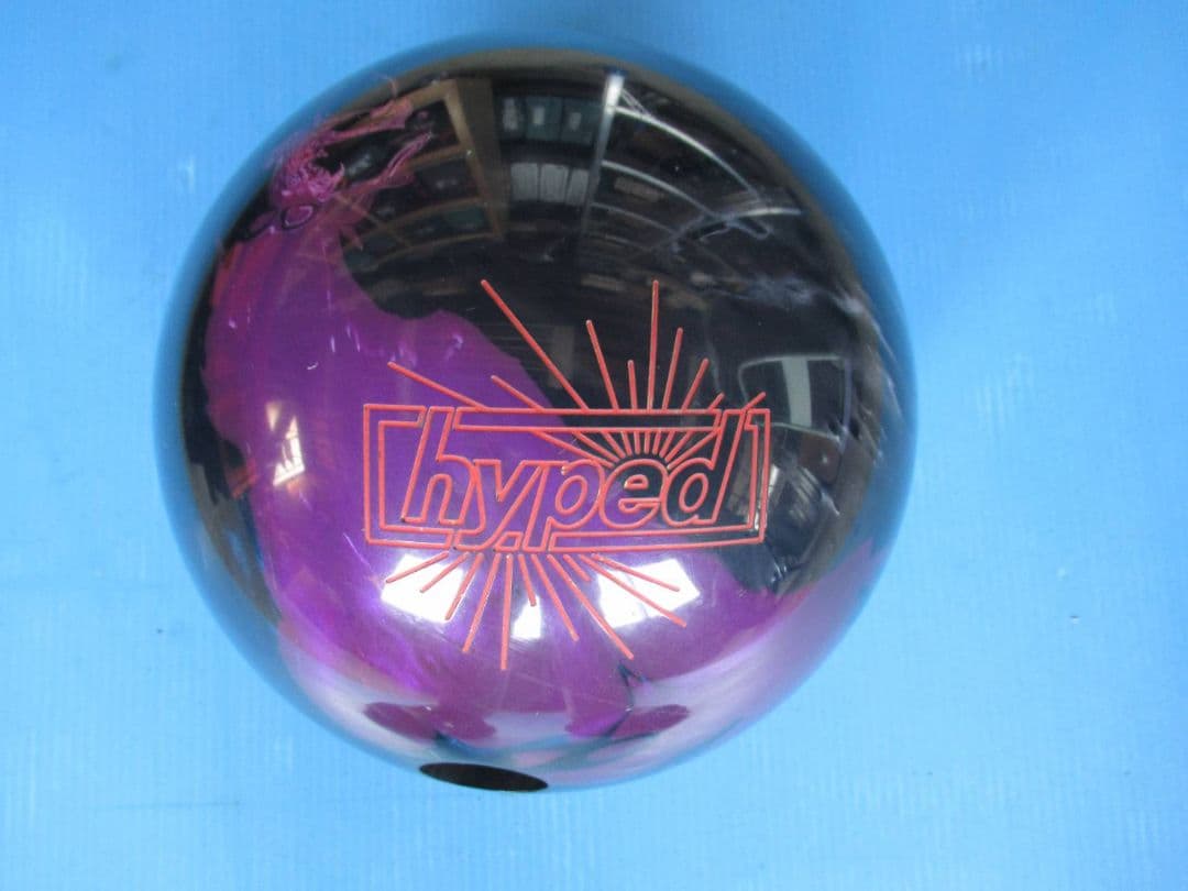 HYPED　SUPER　PEARL　ボウリングボール　ボーリング