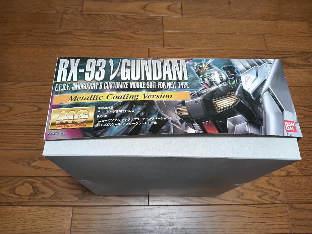 【新品】MG MSN-04 サザビー & RX-93 νガンダム　セット