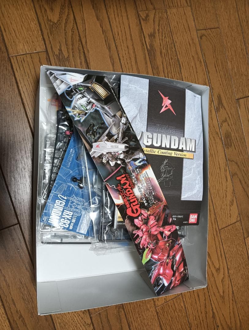 【新品】MG MSN-04 サザビー & RX-93 νガンダム　セット