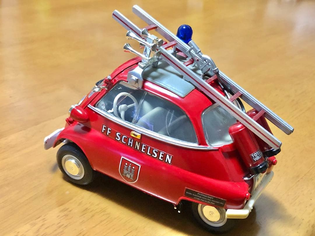 ★絶版レア！￼レベル1/18￼  イセッタ 250 シュネルゼン￼消防車