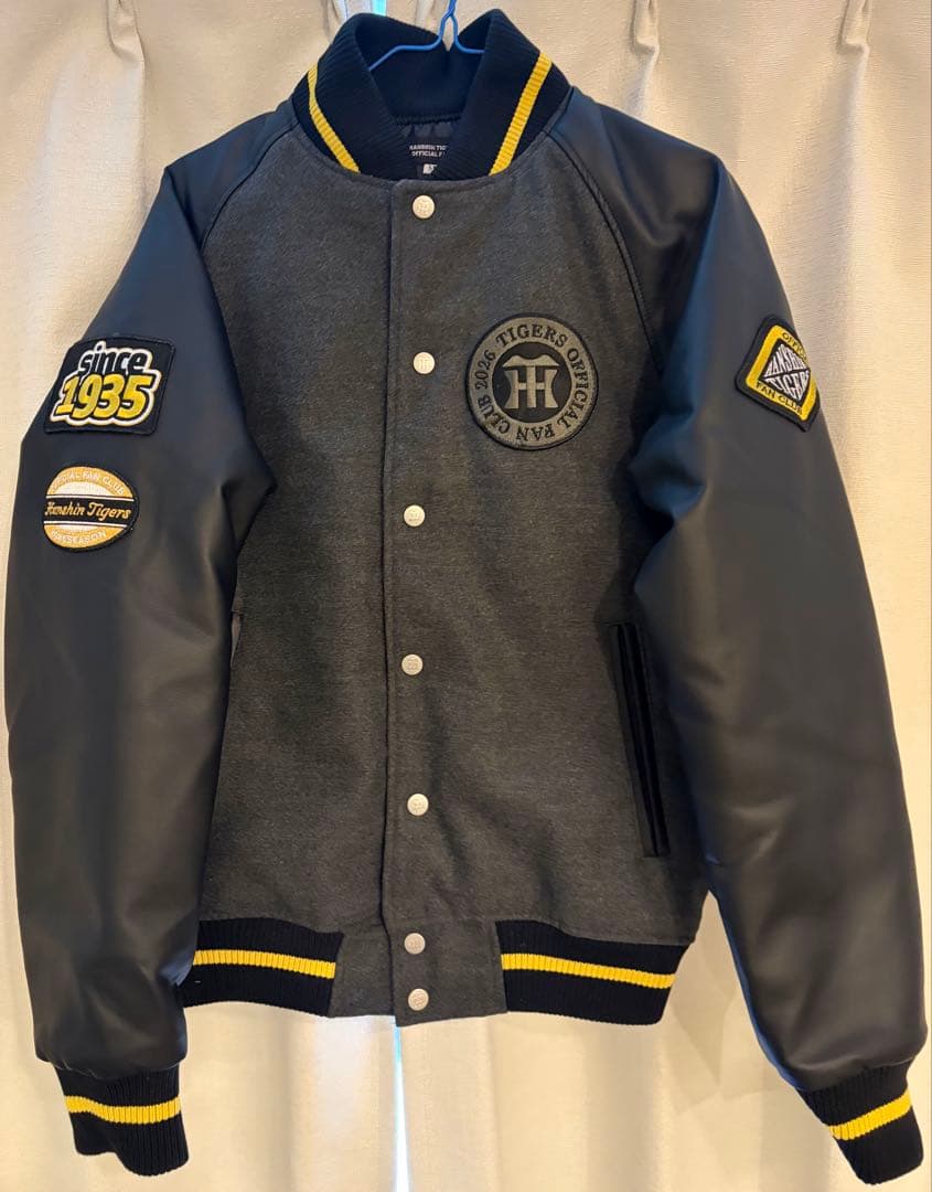 阪神タイガースFCダイヤモンドプラス会員特典・セミオーダースタジアムジャンパー