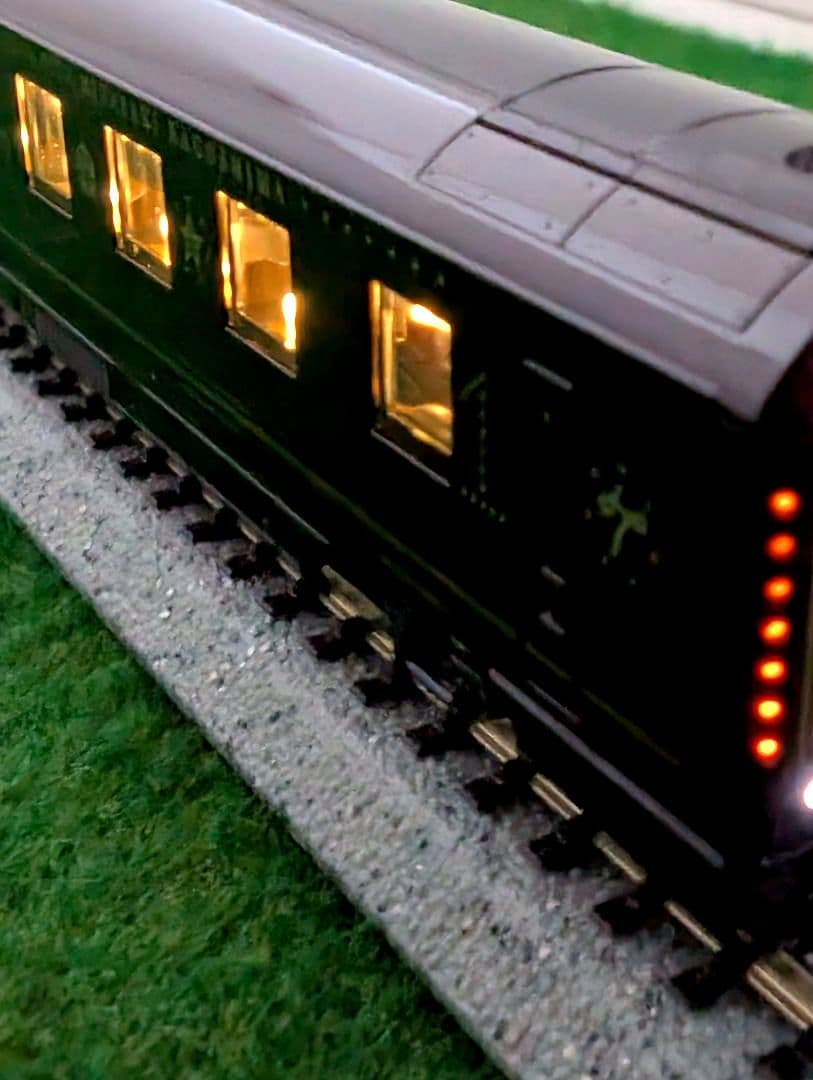 KATO　「ななつ星in九州」　クルーズトレイン　8両セット