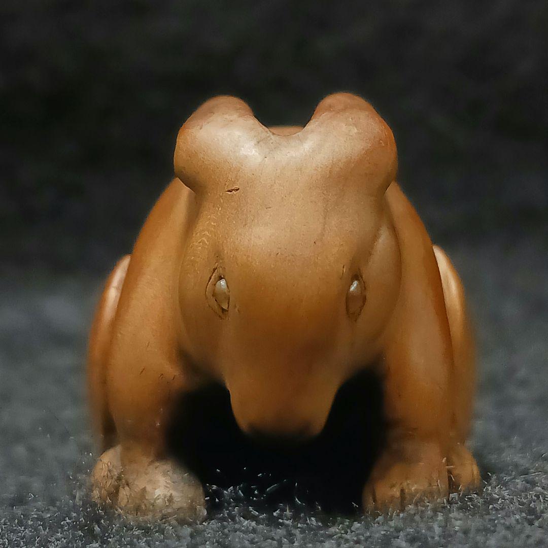 X115-3 江戸期名人 正直 古木彫 兎根付 玉眼 提物　ひ