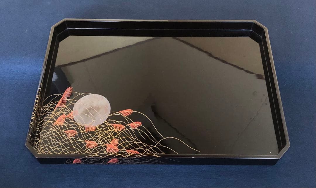 《レ》黒塗 月ススキ蒔絵 硯蓋 春正 木製漆器 共箱 251125え6