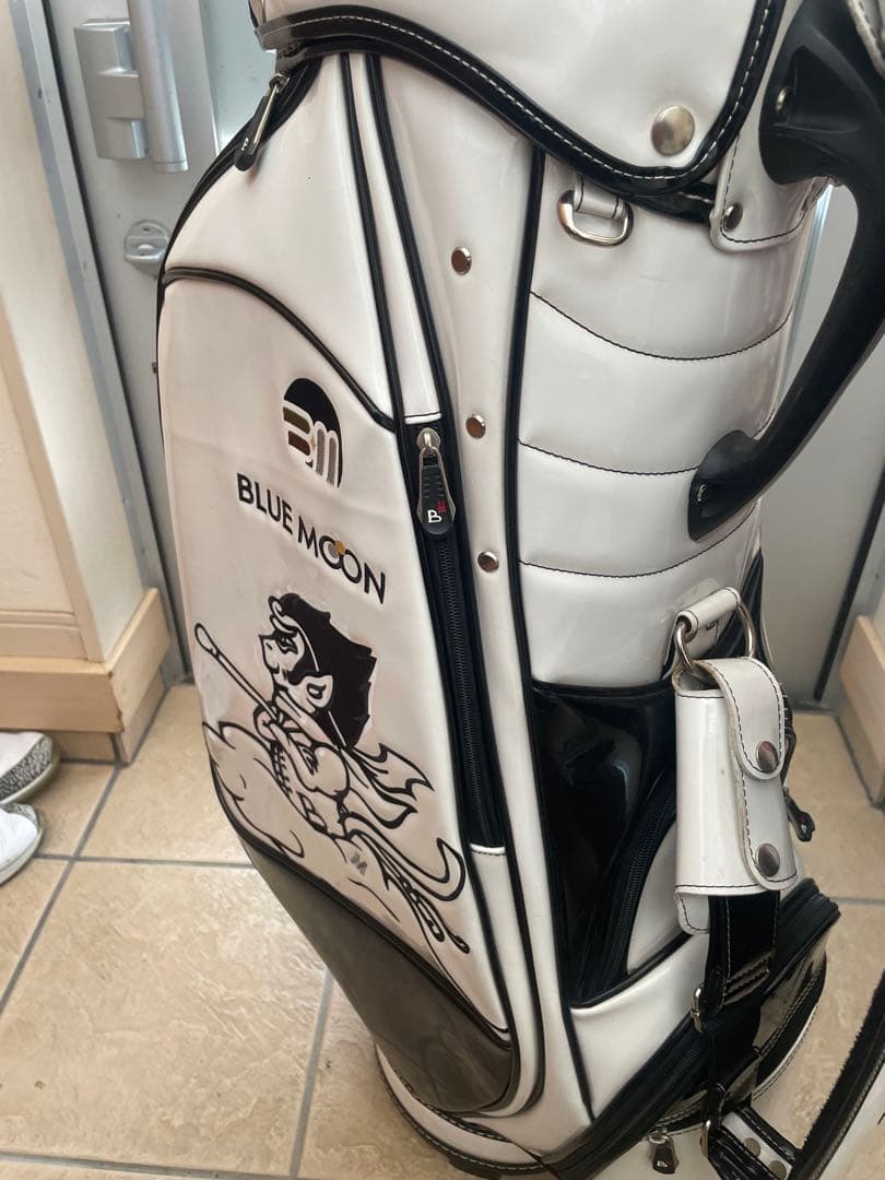 ブルームーン　エナメルキャディバック