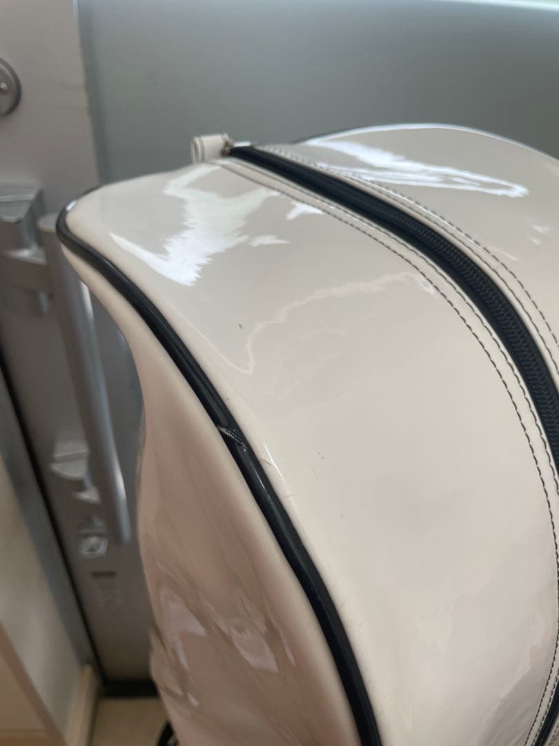 ブルームーン　エナメルキャディバック