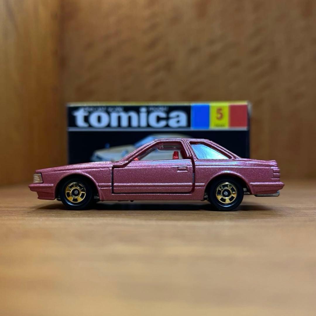 黒箱トミカNo.5トヨタ ソアラ2800GT小田急