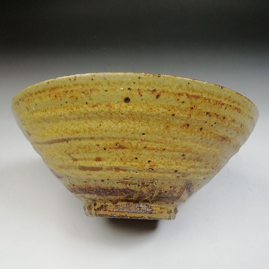 Ｔ７０１　茶碗　『刷毛目黄瀬戸茶碗』『椿窯　五島哲』　共箱　抹茶碗　茶道具